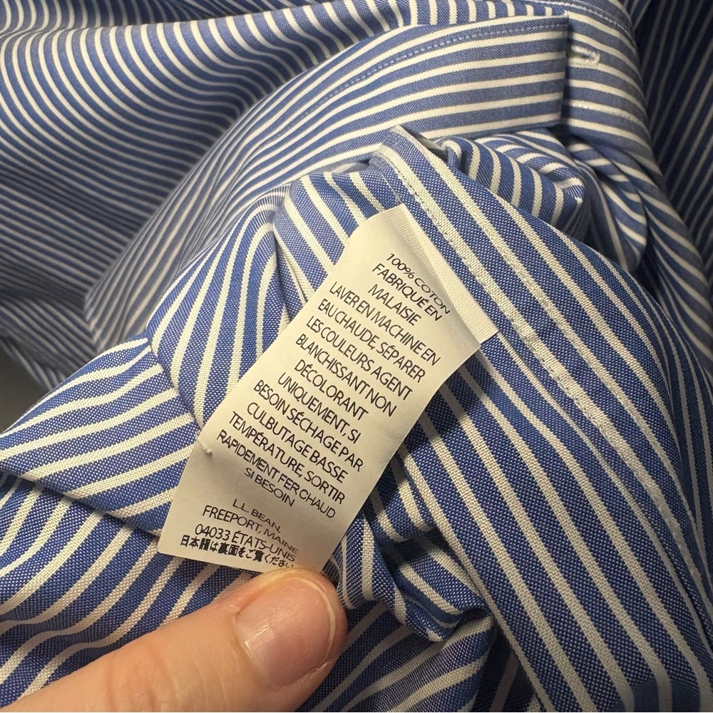 L.L. Bean Blue Pinstripe Men's Wrinkle Resistant Trim Fit Button-Down Shirt - Picture 3 of 4